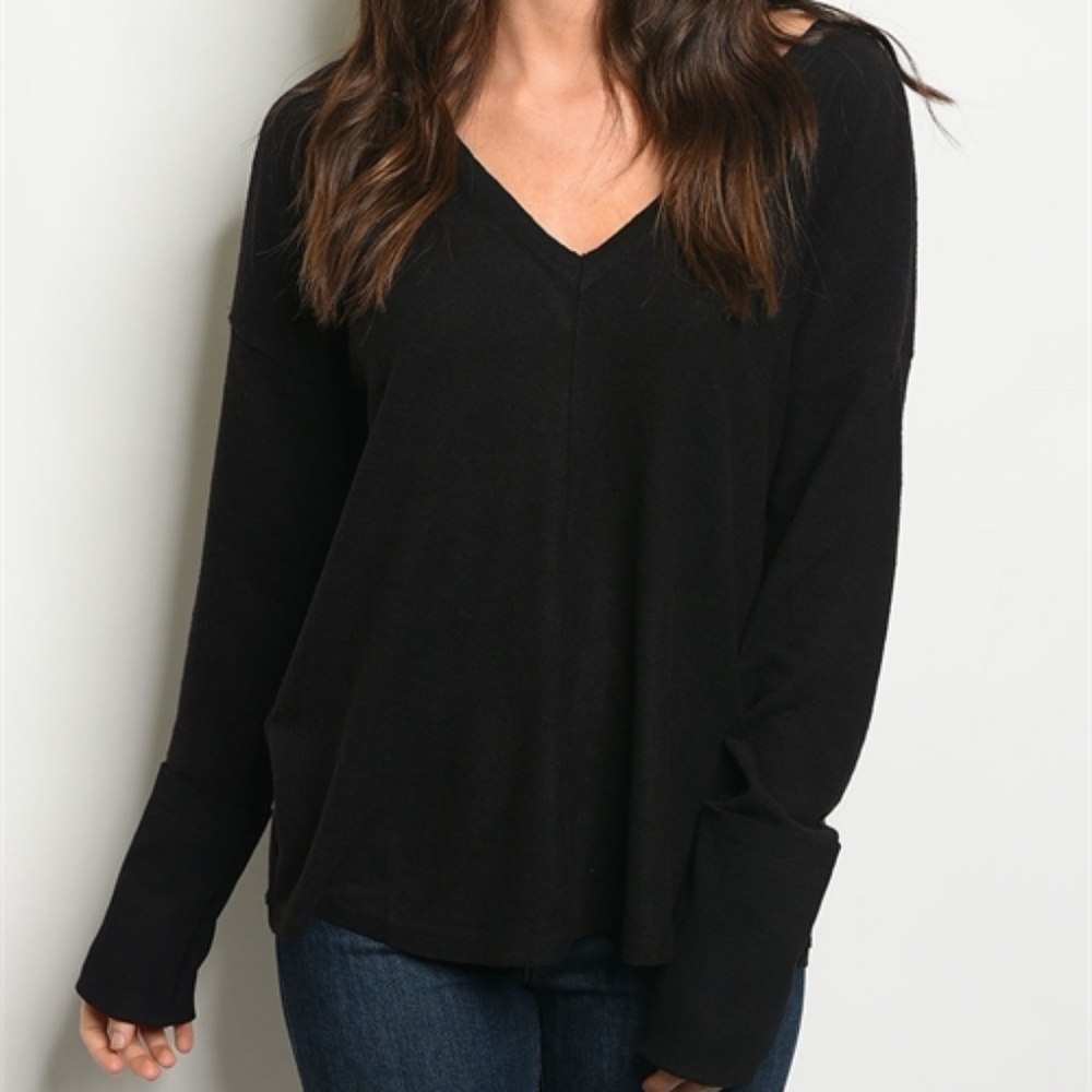 2 LEFT! Black twist back top - Picture 5 of 6